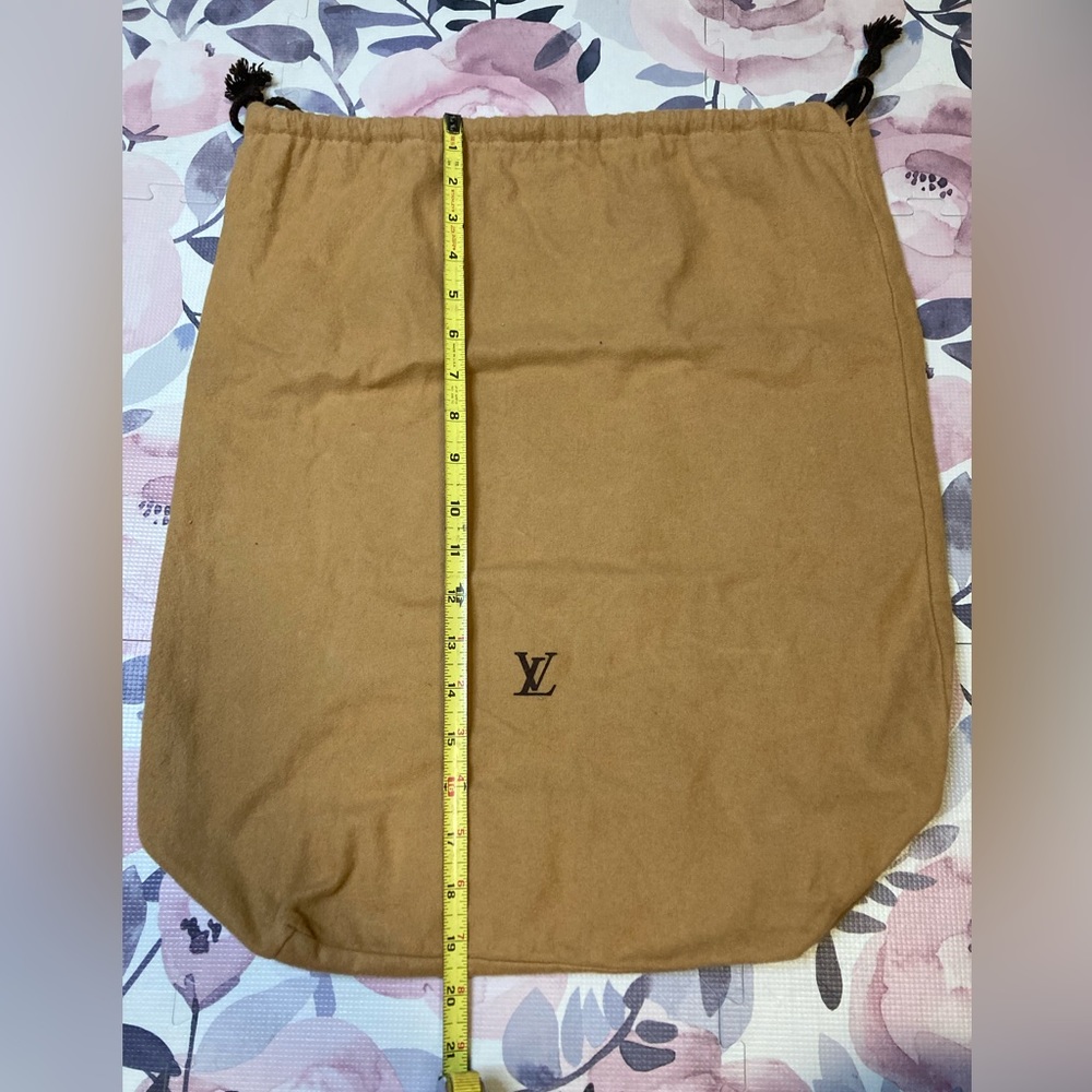 (Mgm14) Vintage Louis Vuitton dustbag with draw strings